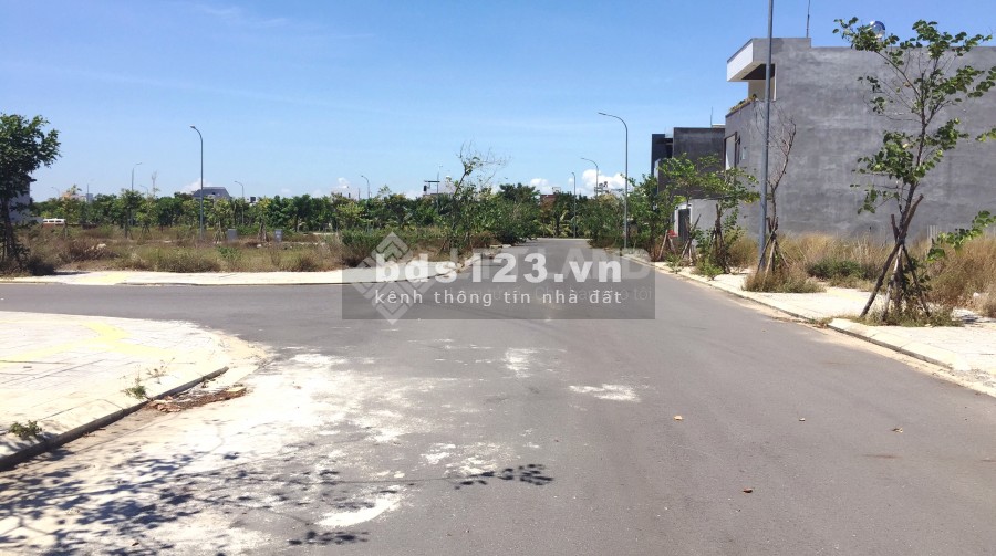 BÁN LÔ ĐẤT ĐỐI LƯNG TRỤC SHOPHOUSE- HƯỚNG ĐÔNG ĐÓN GIÓ BIỂN