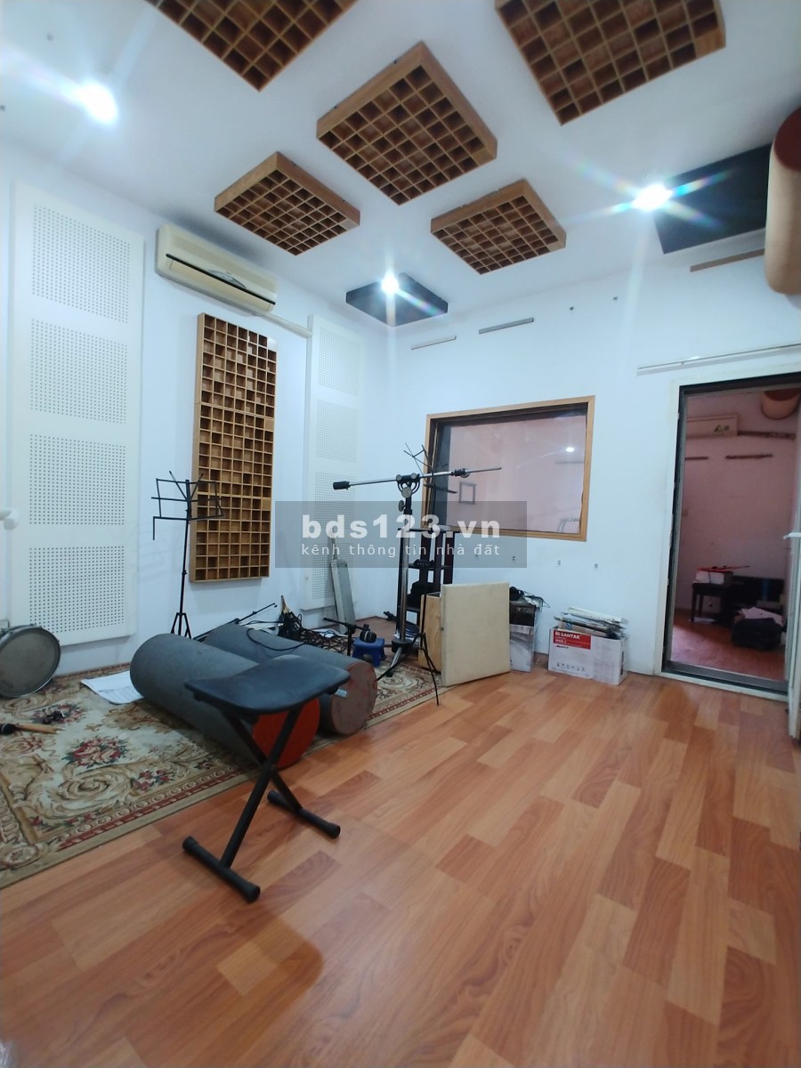 Nhà hẻm ô tô Xô Viết Nghệ Tĩnh Bình Thạnh 2 chiều 64m2, 3 tầng, 4PN