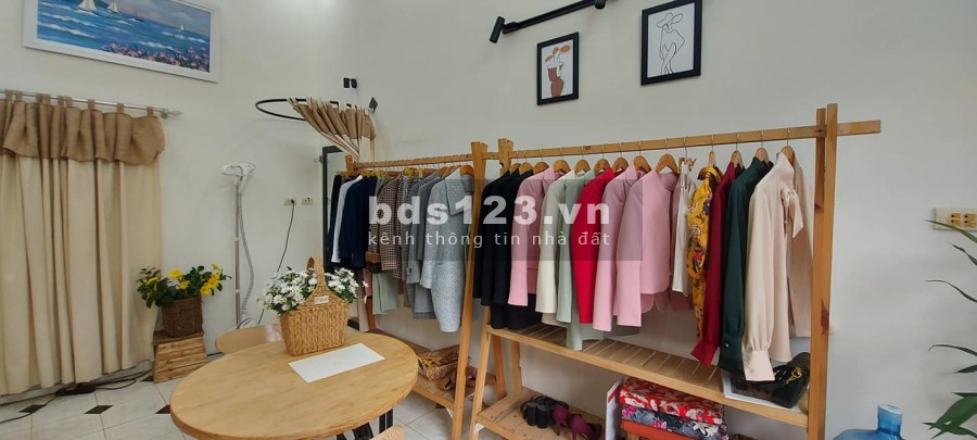 Nhà mặt Phố Trần Tử Bình, Cầu Giấy, 40m2 x 3T, vỉa hè, kinh doanh, 11 tỷ.