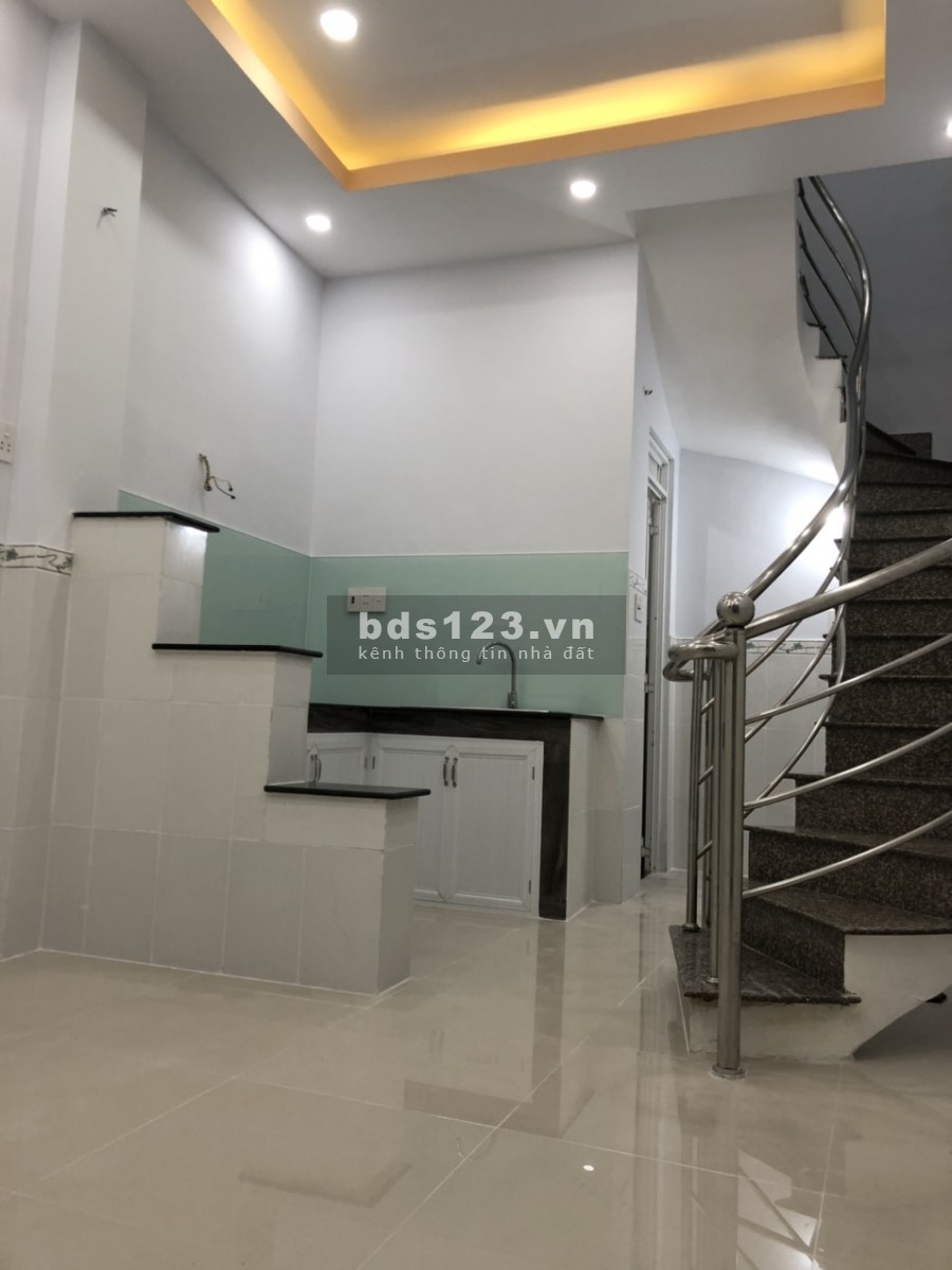 Bán nhà đường Đồng Xoài phường 13 quận Tân Bình giá 2 tỷ 250tr