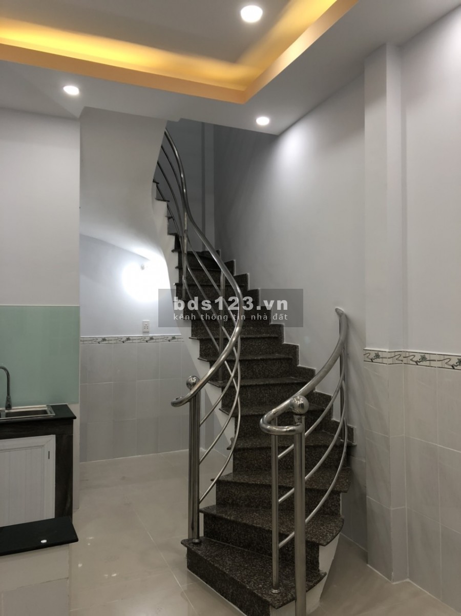 Bán nhà đường Đồng Xoài phường 13 quận Tân Bình giá 2 tỷ 250tr