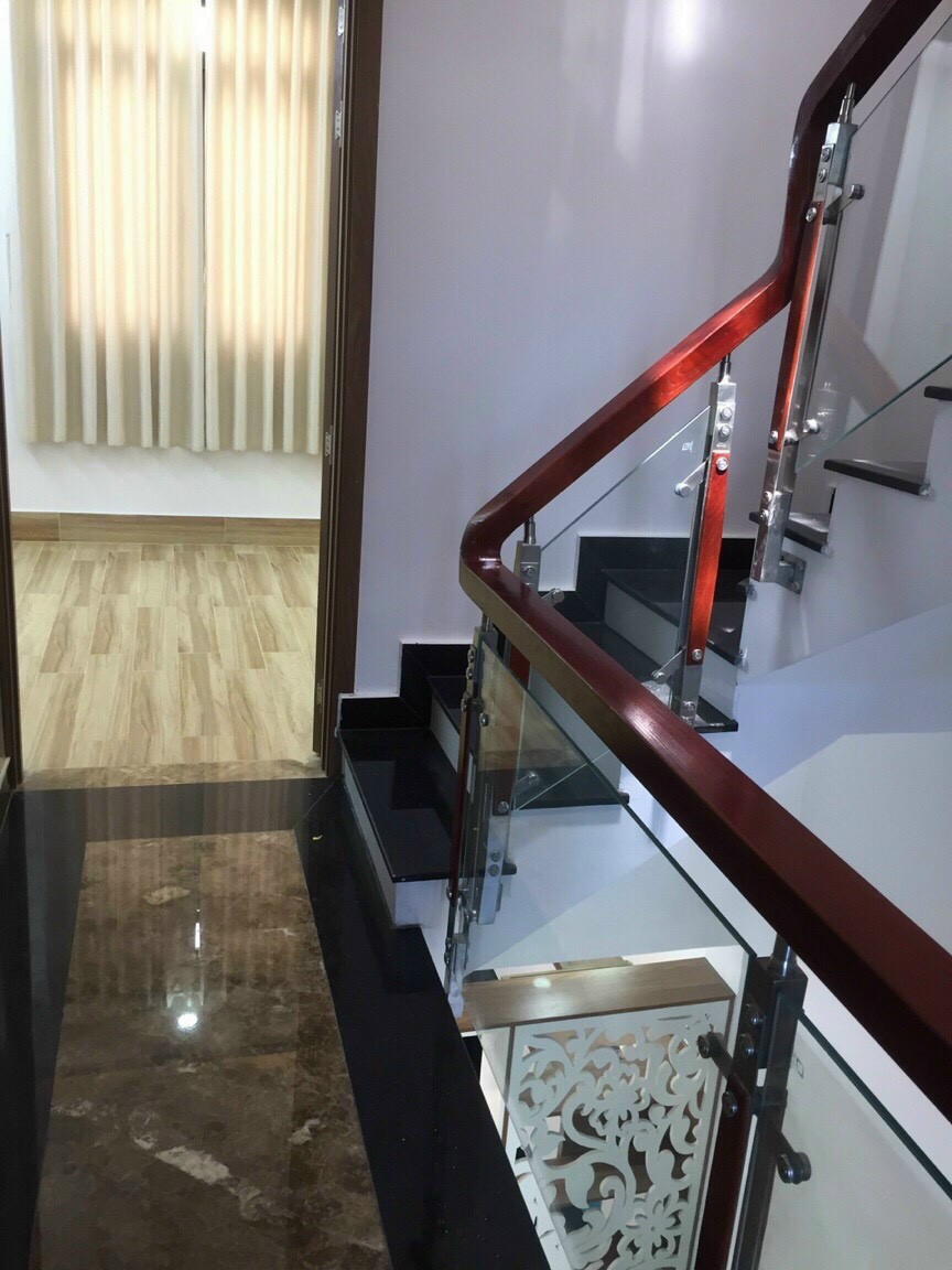 Bán nhà đẹp 3 lầu, đường nhựa xe hơi, Khu Sài Gòn Mới, Giá 4.4 tỷ +84.943211439 Ms Hải
