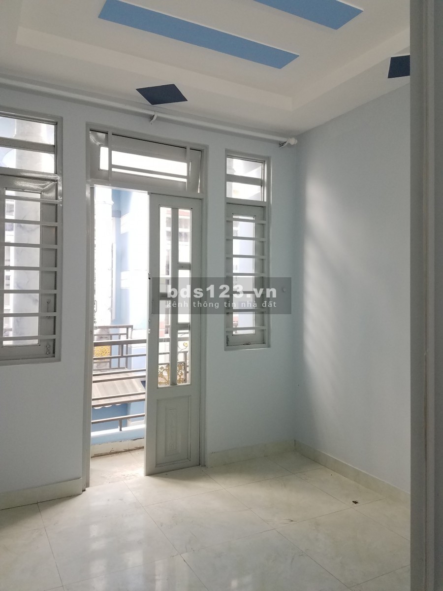 Bán Gấp nhà 2 lầu hẻm 3m đường LVK giá 1.7 tỷ