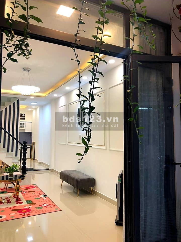 Bán Nhà Hẻm Ô Tô Quận 3, 45m2, 4 lầu chỉ 7.5 tỷ