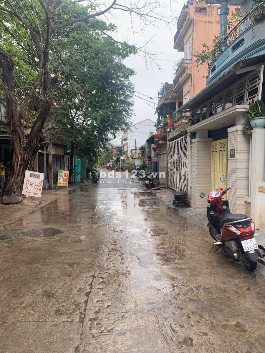 NHÀ 2 MẶT TIỀN HÀN MẶC TỬ, TRUNG TÂM TP HUẾ FULL NỘI THẤT CHỈ 2.3TỶ. LH 0702_788_074 VÂN