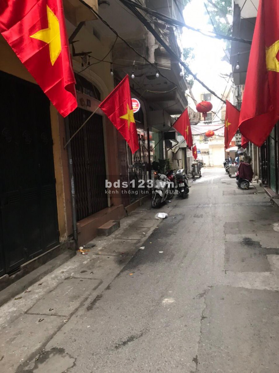 Chính Chủ Bán Nhà Ngõ 107 Hồng Mai 30m2 5t giá 2.4t