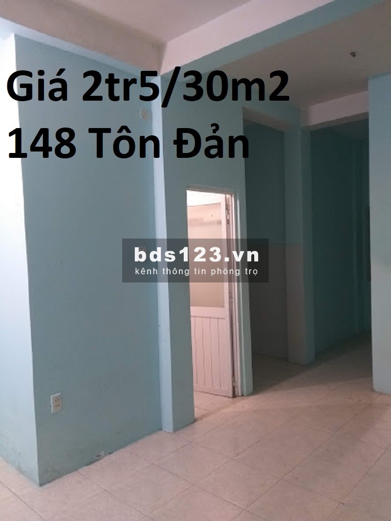 Còn 2 Phòng cho thuê 2tr5 Và 3tr5 - Quận 4. BALCONY Và cửa sổ -Gần Đại học Nguyễn Tất Thành, Đại học Luật, Và Khu Văn Phòng