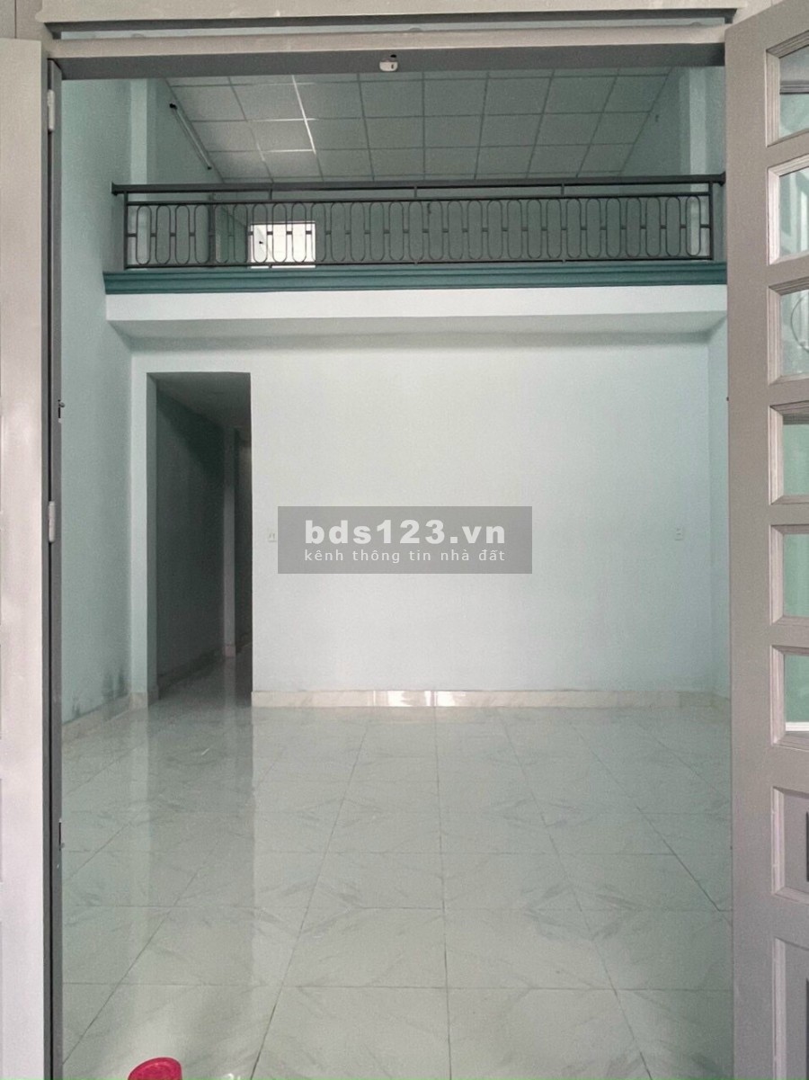 Cần bán nhà gấp khu công nghiệp Tây Bắc Củ Chi
