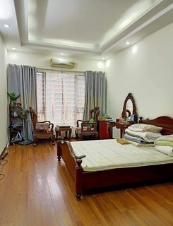 CÓ BÀ BÁ NHỜ BÁN NHÀ NHÀ MỚI PHÂN LÔ - GARA 7 CHỖ - KINH DOANH VĂN PHÒNG.