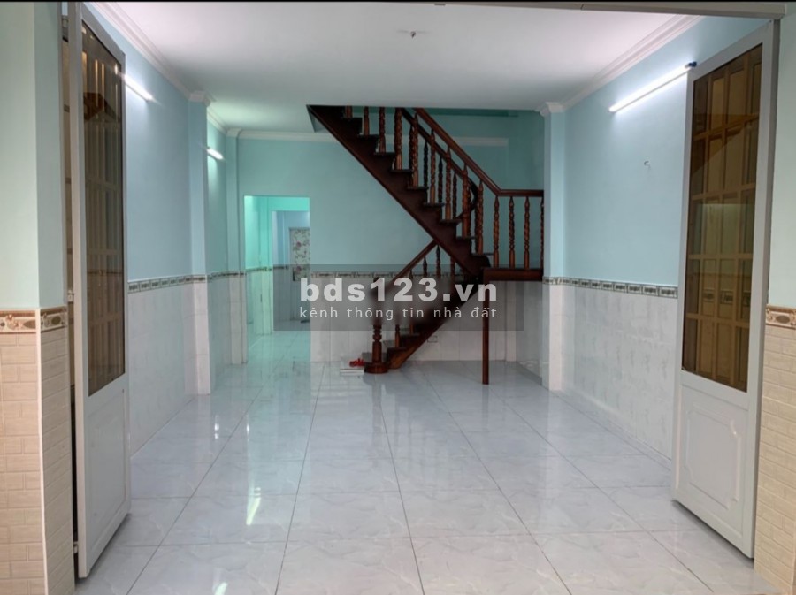 Bán lán lỗ gấp nhà 4x16 1 trệt 1 lầu 3pn 630/35 Huỳnh Tấn Phát P Tân Phú Q7