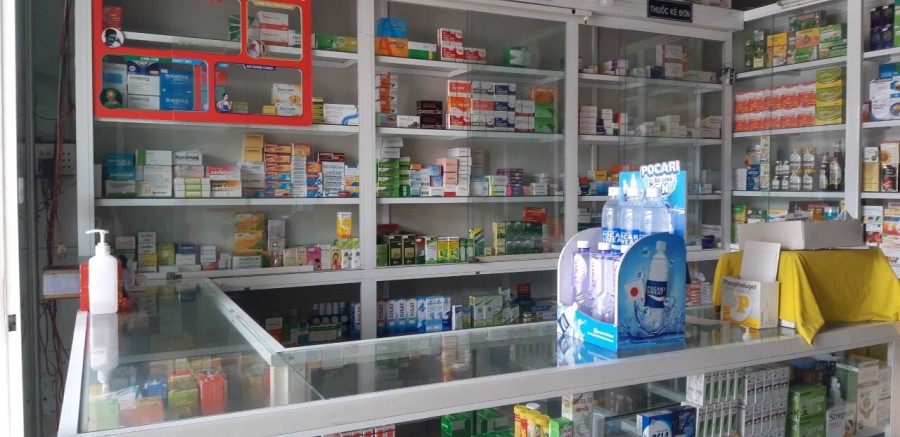 GẤP!!! DO SẮP SINH NÊN CẦN SANG LẠI NHÀ THUỐC TÂY, QUỐC LỘ 50, BÌNH HƯNG, BÌNH CHÁNH, TP HCM. GIÁ RẺ