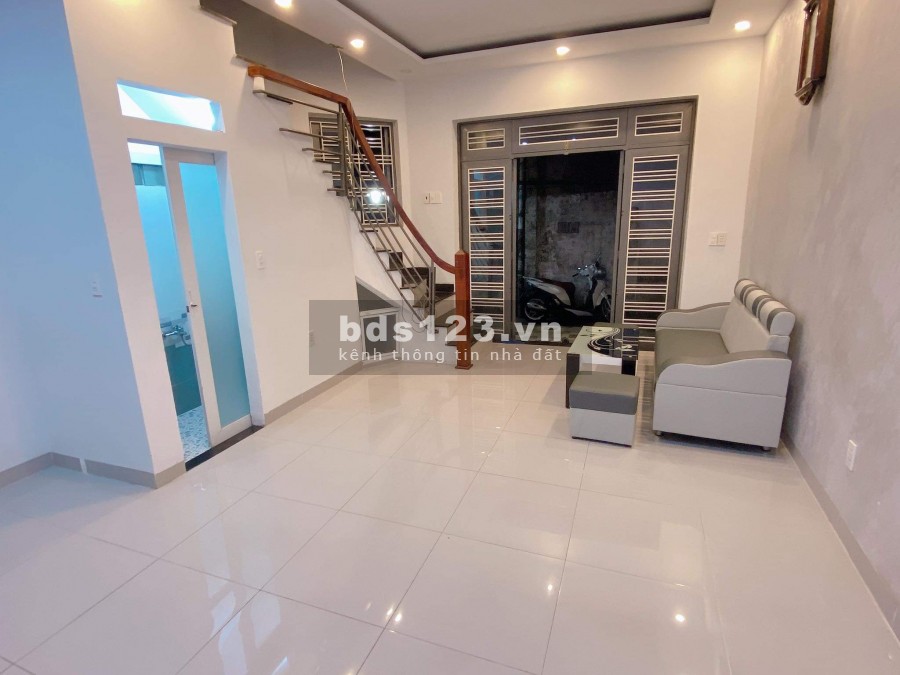 CẦN BÁN NHÀ MỚI QUẬN 11 GIÁ 4TY8