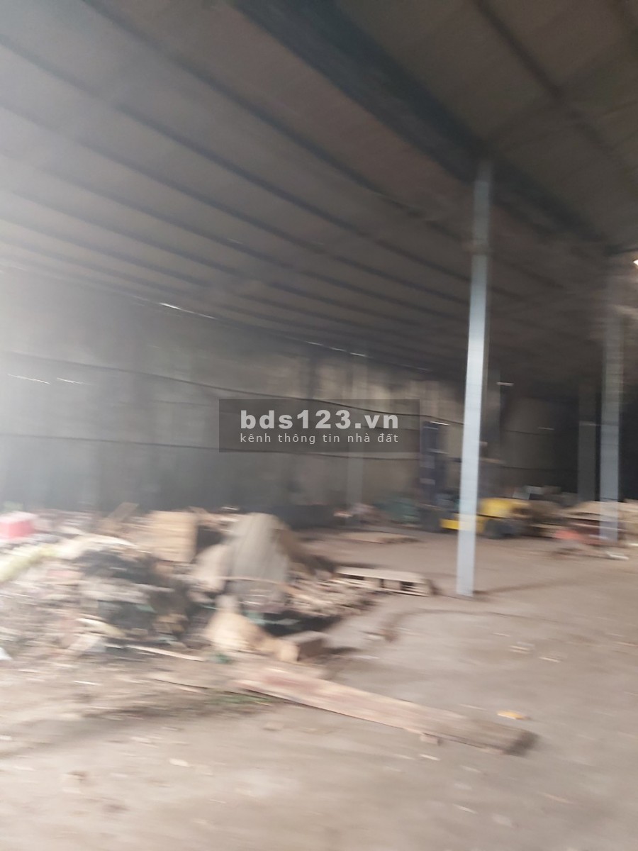 Cho thuê kho tại Đông Anh giá 30k DT 1800m2