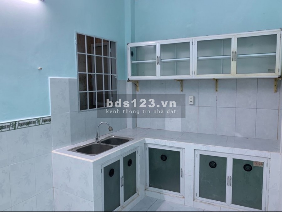 Bán lán lỗ gấp nhà 4x16 1 trệt 1 lầu 3pn 630/35 Huỳnh Tấn Phát P Tân Phú Q7