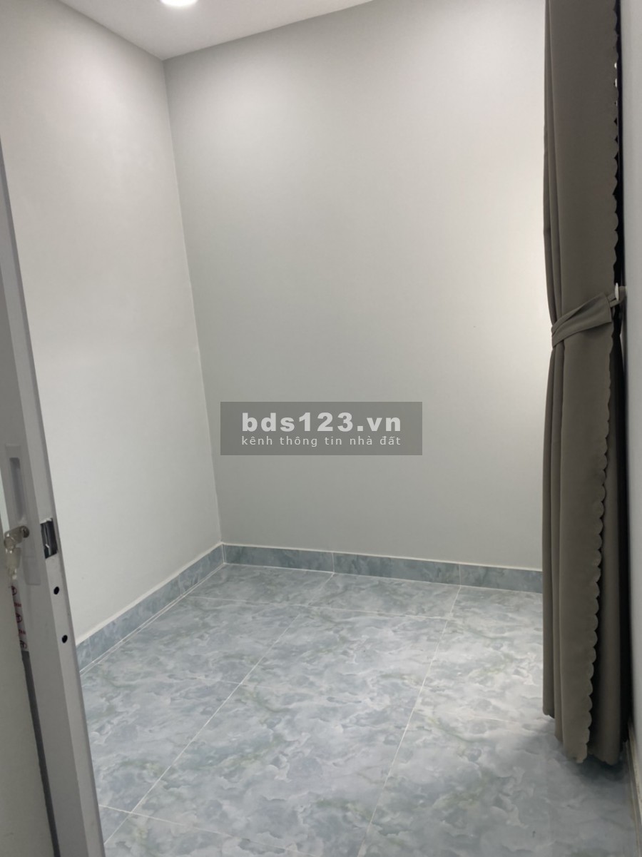 Bán nhà đúc thật 2 PN hẻm 95 Lê Văn Lương P.Tân Kiểng Q7