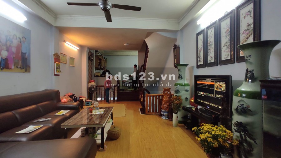Chính chủ bán nhà Nguyễn Xiển, Thanh Xuân. Ô tô, thang máy. 55m2 5T nhỉnh 9 tỷ