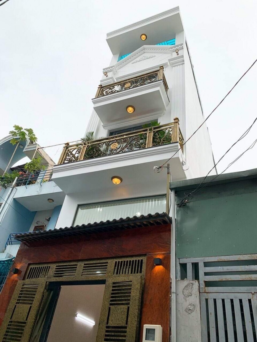 Bán nhà Phạm Văn Hai Quận Tân Bình, giá rẻ, hoàn công, XE HƠI ĐỔ CỬA.