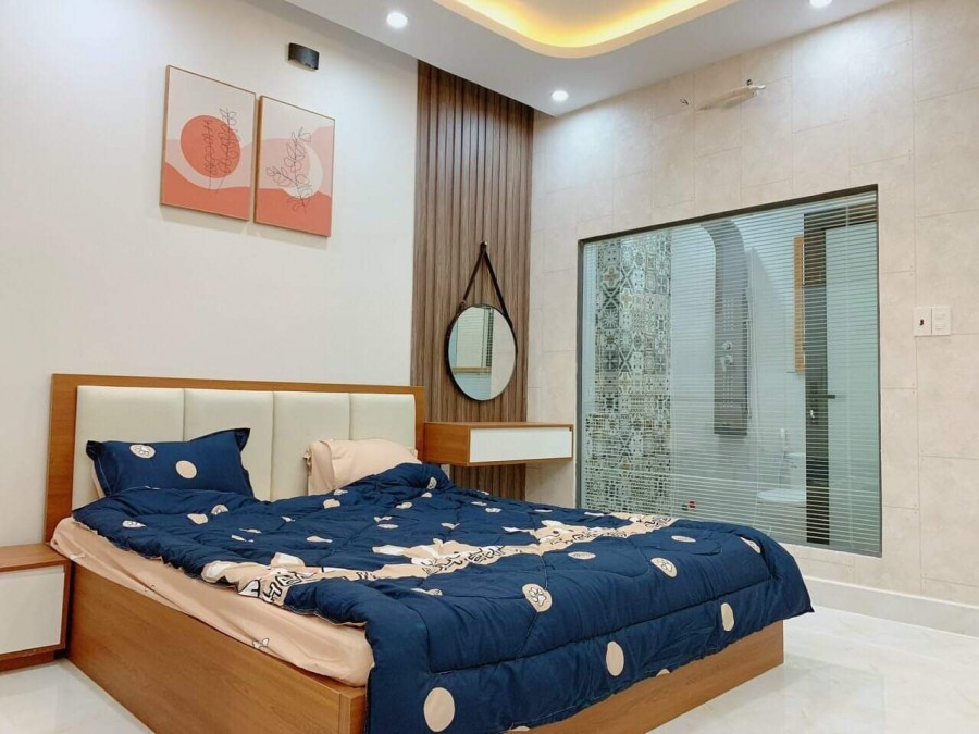 Bán nhà Phạm Văn Hai Quận Tân Bình, giá rẻ, hoàn công, XE HƠI ĐỔ CỬA.