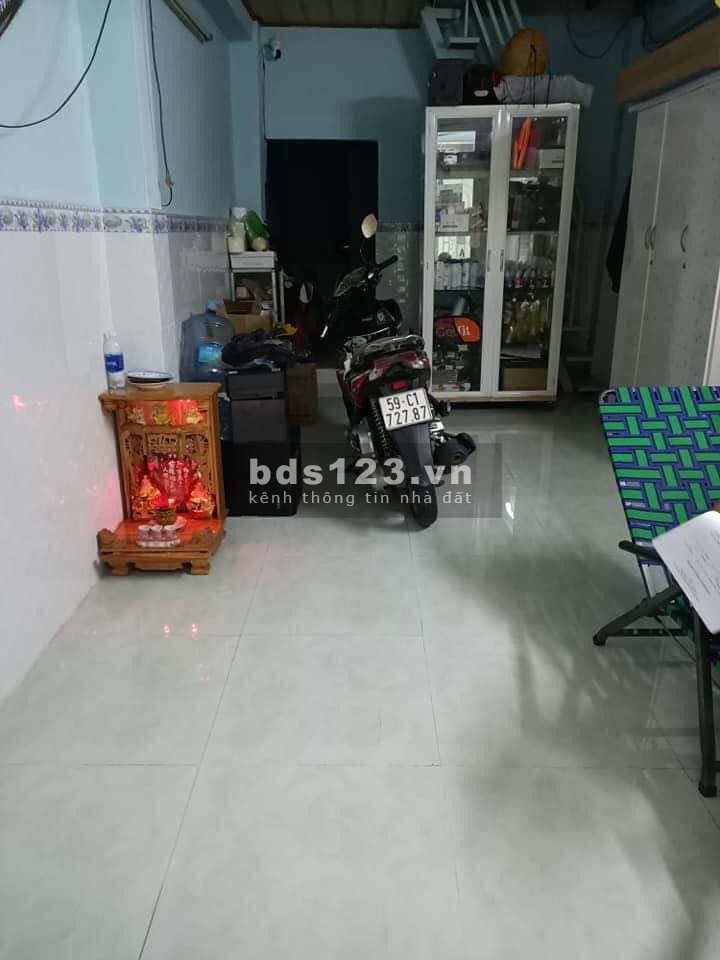 CẦN BÁN GẤP NHÀ TRUNG TÂM QUẬN 4 CHÍNH CHỦ