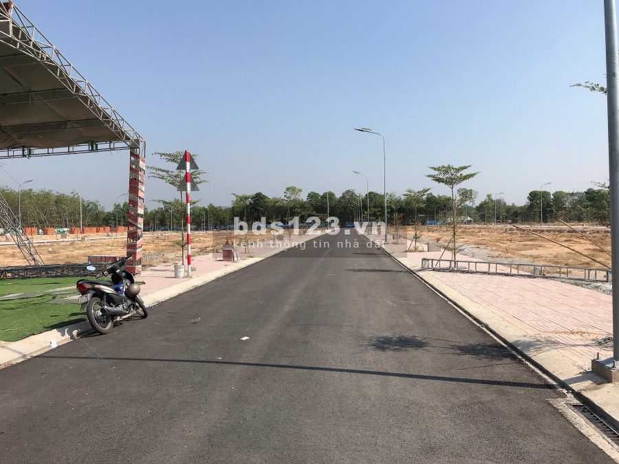 Bán lô đất nền 861TRIỆU mặt tiền kinh doanh thuận lợi, Thị Xã Bến Cát