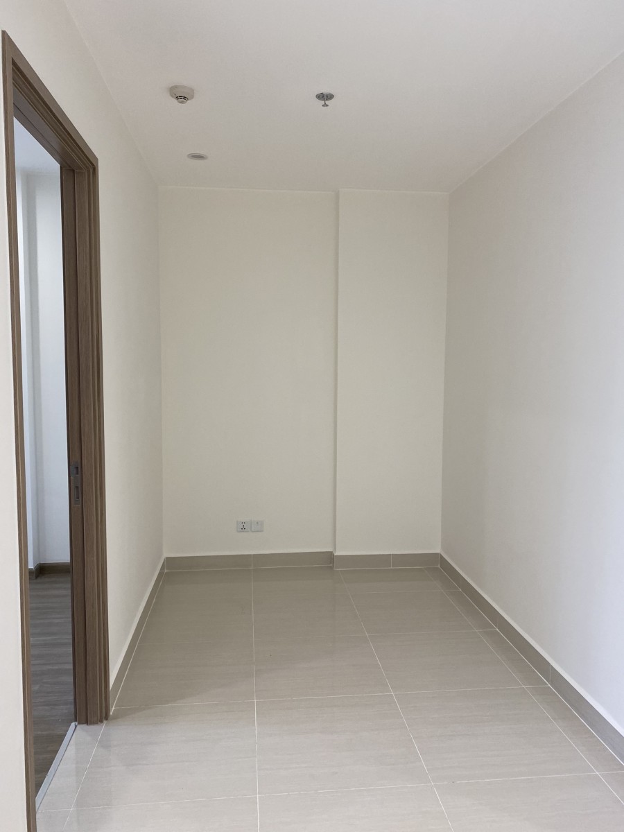 Chủ nhà không sử dụng cần bán gấp căn 2pn1vs rộng hơn 60m2, ban công Đông Nam, giá chỉ 1,8 tỷ bao phí