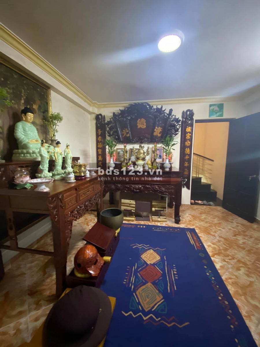 Mặt tiền đường Hoa Phan Xích Long Phú Nhuận 5 tầng 60m2