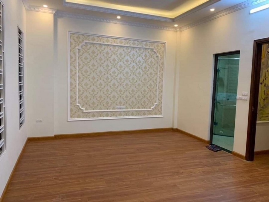 Tôi cần Bán Nhà 7 tầng phố Lê Thanh Nghị giá 18.5 tỷ