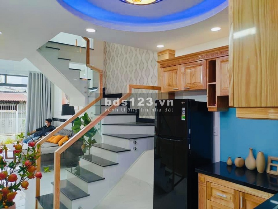 Nhà Mới 3 Tầng - 40m2 - HXH , Phường 14, Q. Gò Vấp 4.5 tỷ.