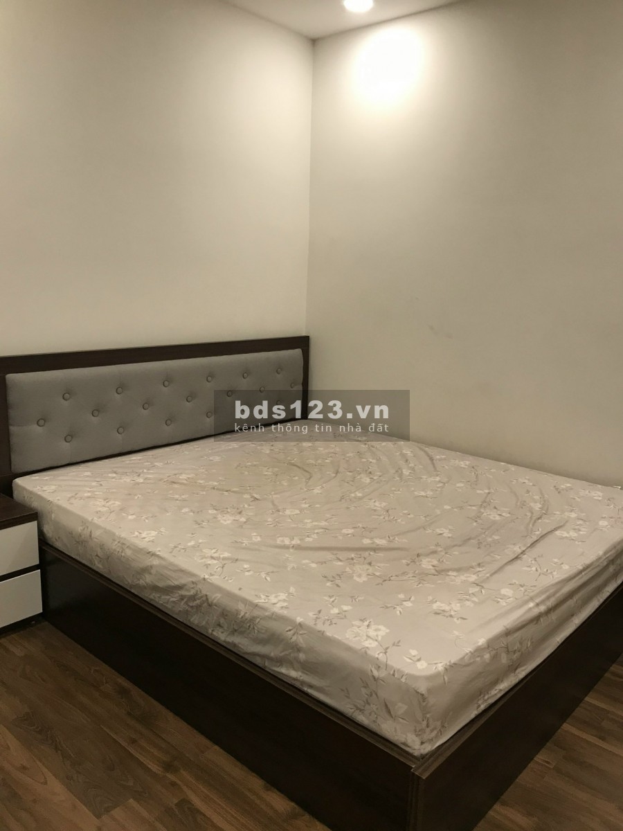 Siêu rẻ căn 2 PN 78m2 tại Goldmark City giá 2.6 tỷ, đầy đủ đồ, tầng trung.