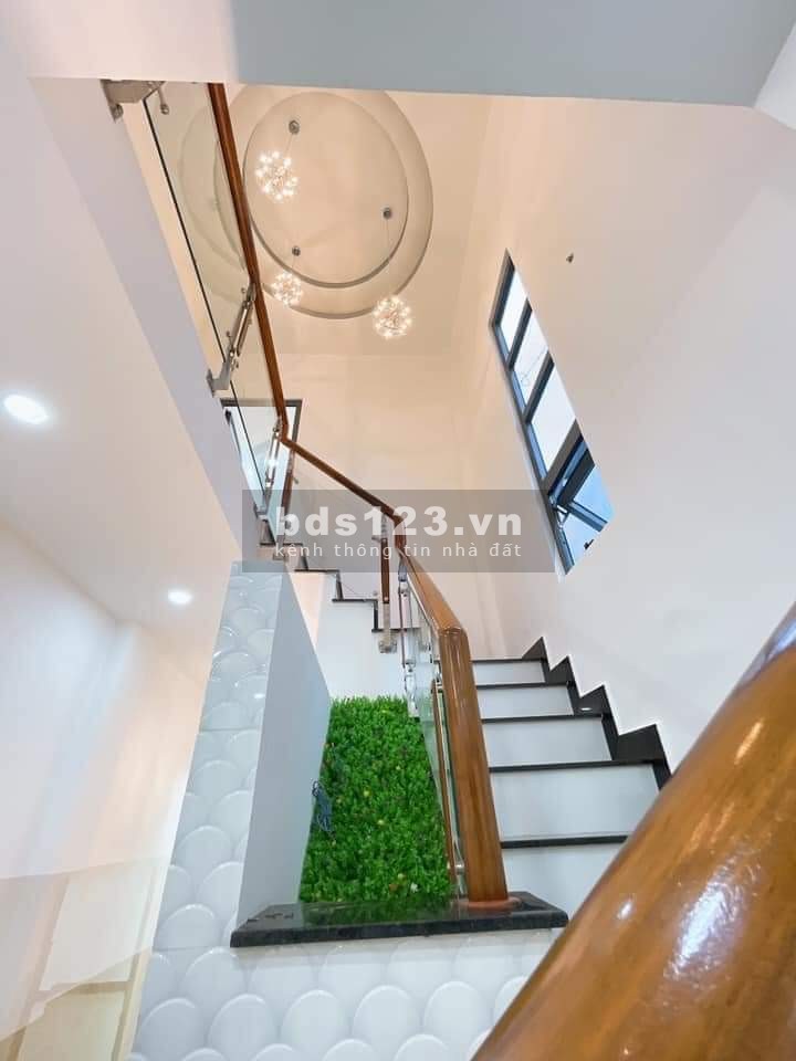 Nhà ĐẸP 1ty4 Nhận nhà vào ở ngay Sổ Hồng Riêng(4x28) thổ cư 60 đầy đủ tiện nghi rộng rãi thoáng mát