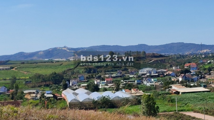 ĐẤT VIEW ĐẸP ĐỊA THẾ HIẾM NHẤT KHU VỰC ĐỨC TRỌNG