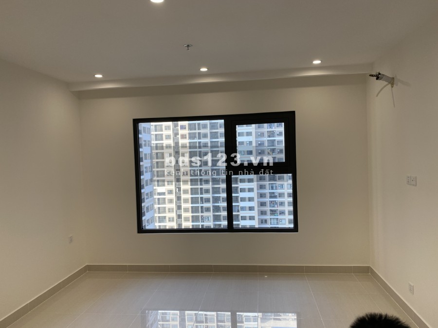 Chủ nhà bán gấp căn Studio, 32m, hướng cực mát tại Vinhomes smart city. giá 980tr
