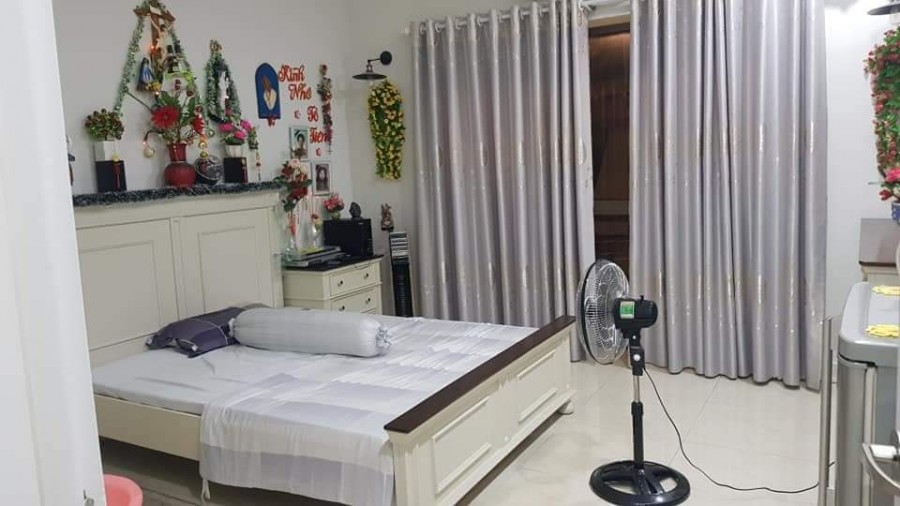 Bán Gấp Nhà Khuông Việt Quận Tân Phú 76m2 HẺM XE TẢI Ô TÔ Ngủ Trong Nhà giá rẻ chỉ 98tr/m2