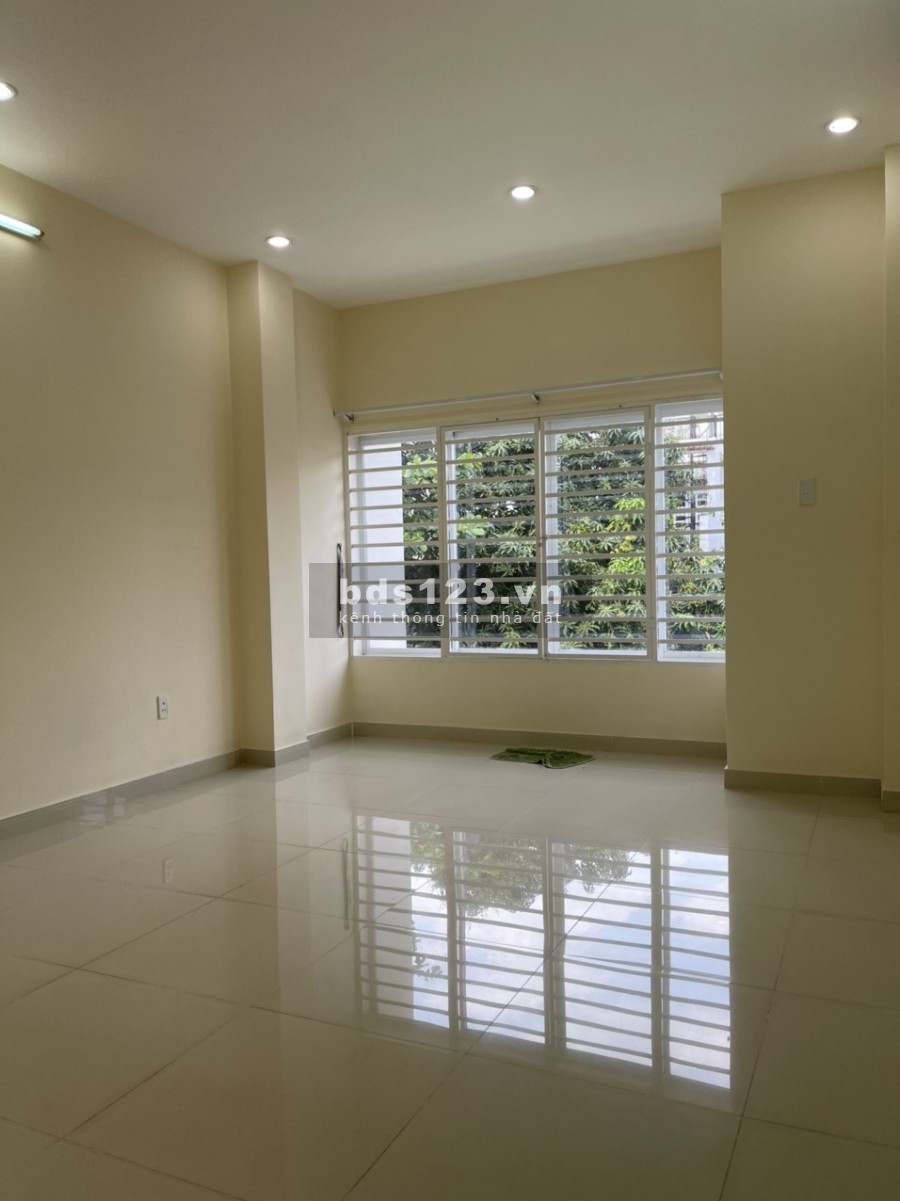 Nhà Lê Lâm, 3L, ST, 5PN, 5WC, Full máy lạnh