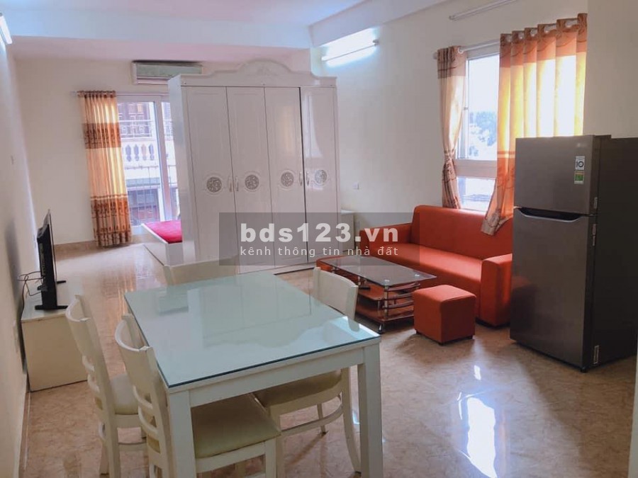 Bán nhanh nhà đẹp Phố Lạc Long Quân 5.45 tỷ, 50mx5T, Ôto cách 10m