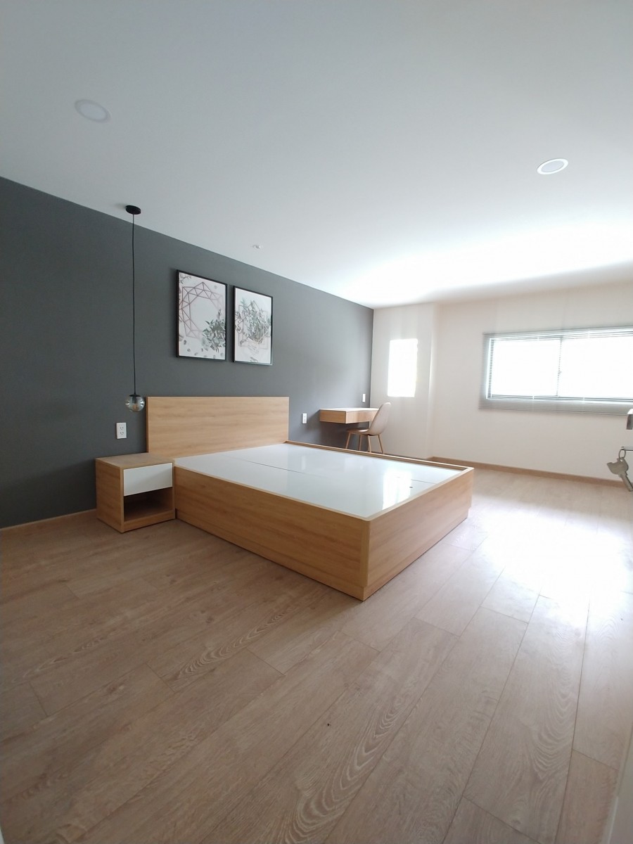 Bán HXH Hồng Hà 79 m2 chỉ 12 tỷ 0911899931