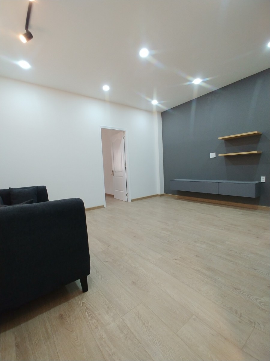 Bán HXH Hồng Hà 79 m2 chỉ 12 tỷ 0911899931