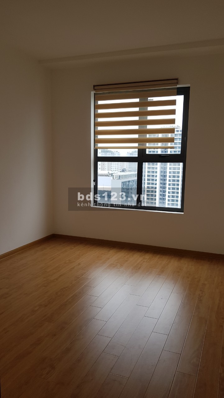 Cho thuê chung cư Golden West Lê Văn Thiêm 2 ngủ cơ bản 10 triệu. Lh 0377983070