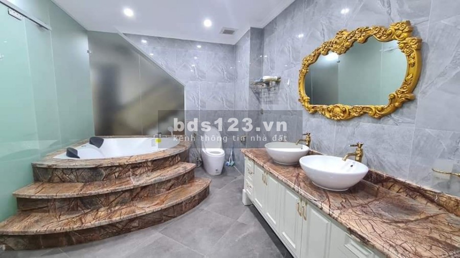 Bán biệt thự Văn Phú Hà Đông nhà sạch đẹp về ở được luôn không phải sửa chữa gì