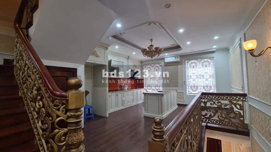 Bán biệt thự Văn Phú Hà Đông nhà sạch đẹp về ở được luôn không phải sửa chữa gì