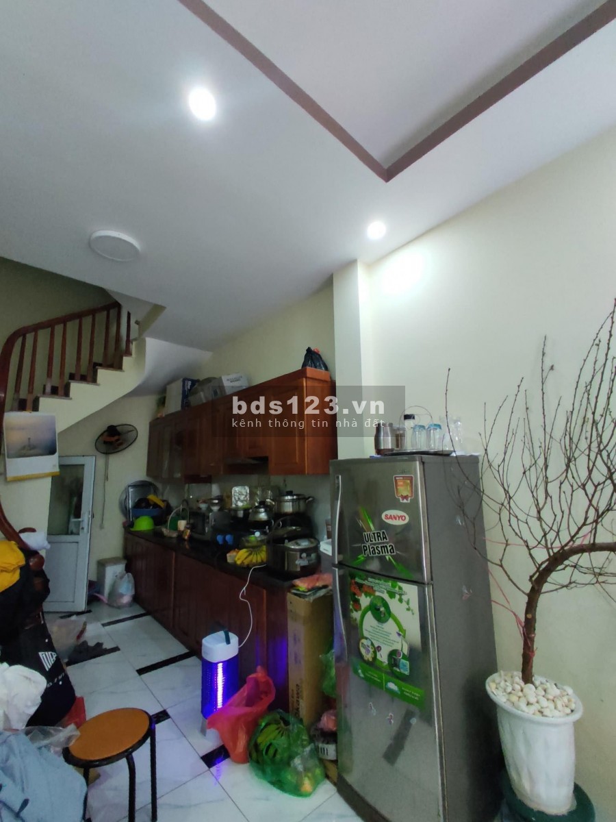 NHÀ ĐẸP HOÀNG MAI,CHỈ HƠN 2 TỶ, ĐẤT VUÔNG KHỎI NGHĨ