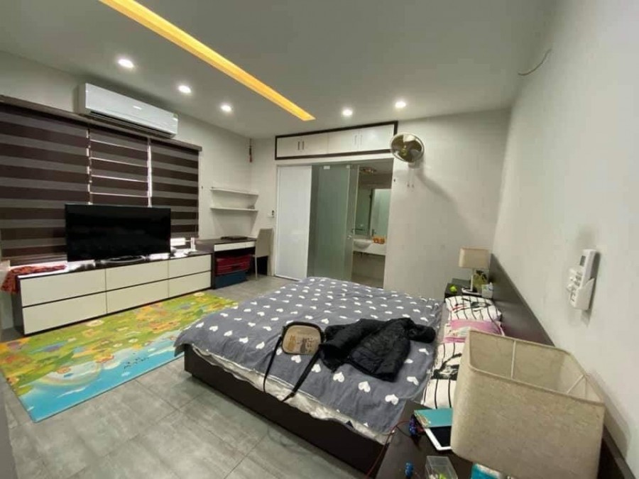Bán Gấp Tòa CCMN Tôn Thất Tùng, Đống Đa, 115m2, 9T, Thang Máy, H/S 120 triệu /tháng, 17 Tỷ