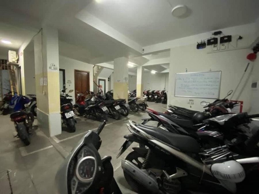 Bán Gấp Tòa CCMN Tôn Thất Tùng, Đống Đa, 115m2, 9T, Thang Máy, H/S 120 triệu /tháng, 17 Tỷ