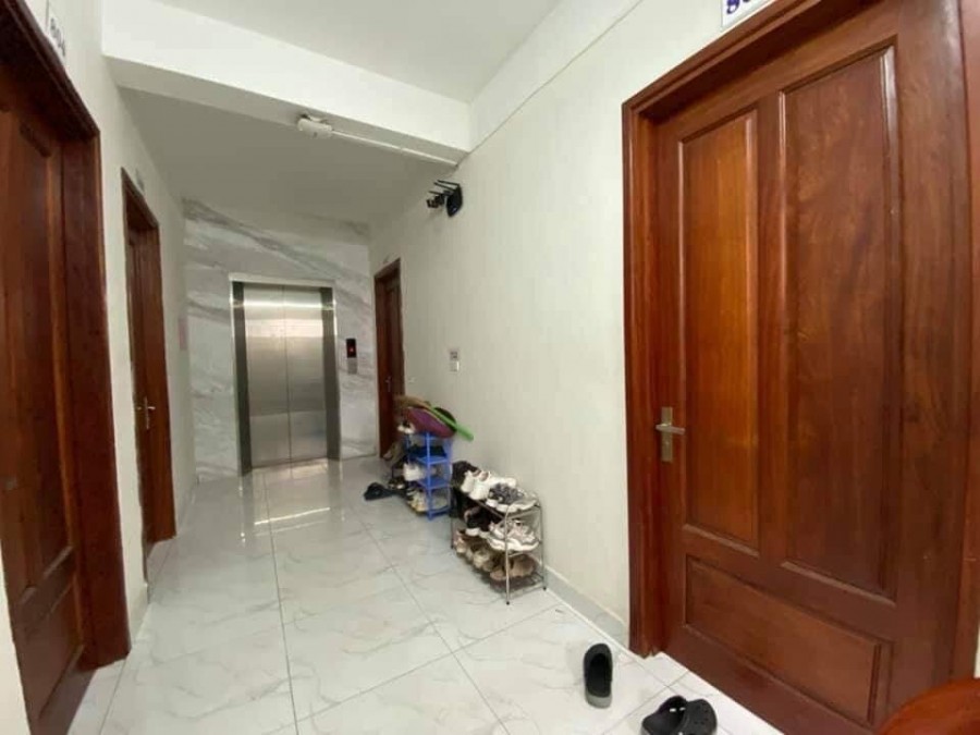 Bán Gấp Tòa CCMN Tôn Thất Tùng, Đống Đa, 115m2, 9T, Thang Máy, H/S 120 triệu /tháng, 17 Tỷ