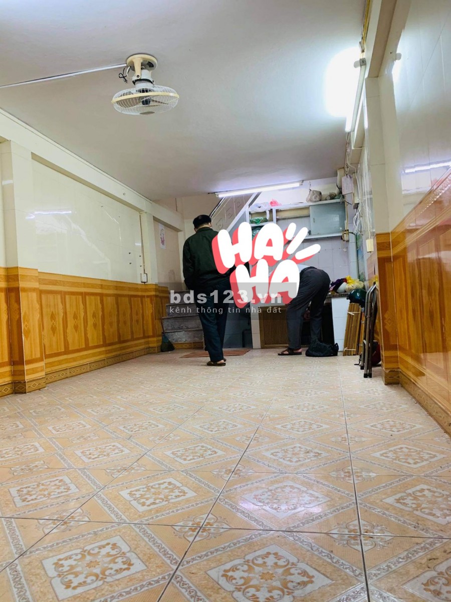Kinh doanh, mặt ngõ Phố Chợ Khâm Thiên – Xã Đàn, 32m2* 4T, ngõ rộng, thông.