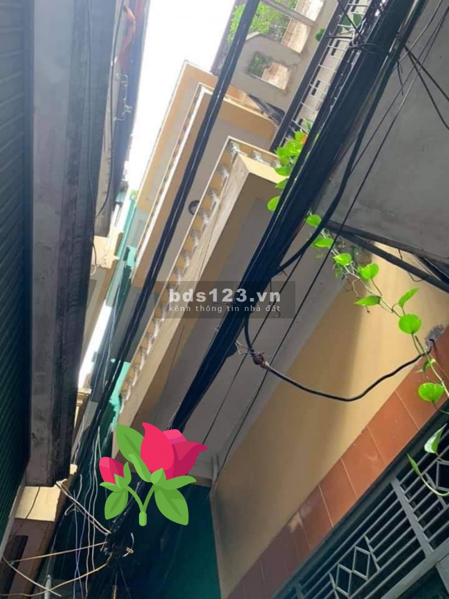 Kinh doanh, mặt ngõ Phố Chợ Khâm Thiên – Xã Đàn, 32m2* 4T, ngõ rộng, thông.