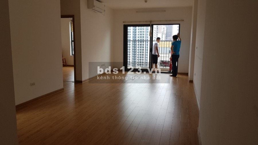 Cho thuê chung cư Golden West Lê Văn Thiêm 2 ngủ cơ bản 10 triệu. Lh 0377983070