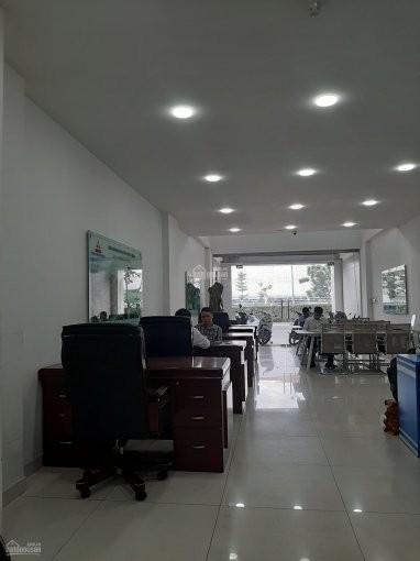 Chính chủ cần cho thuê văn phòng 105m2 (5x21m), 6 lầu mới xây mặt tiền Phạm Văn Đồng