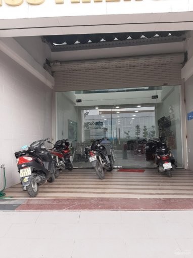 Chính chủ cần cho thuê văn phòng 105m2 (5x21m), 6 lầu mới xây mặt tiền Phạm Văn Đồng