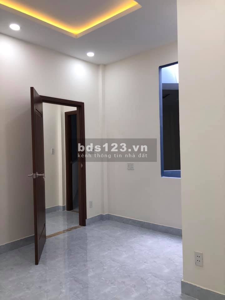 Bán nhà đẹp 70m2 chỉ 4 tỷ 9 TL Ngã tư Bảy Hiền 3 Bước ra Quận 3, Quận 10